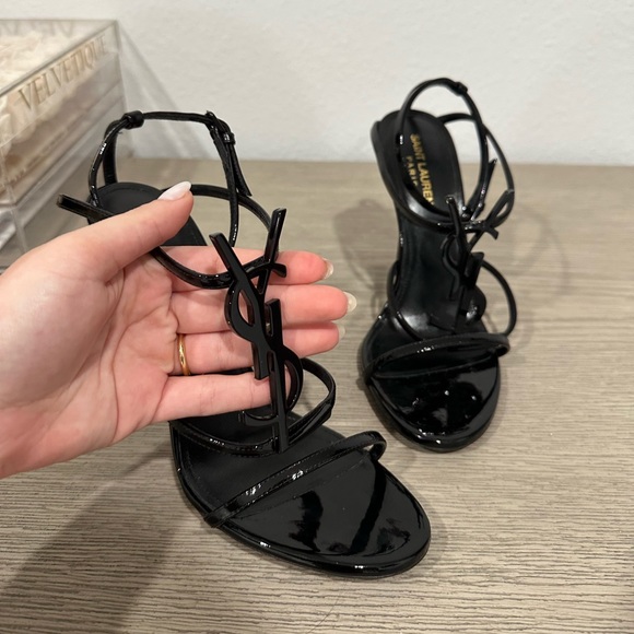 YSL Cassandra Heels - Picture 1 of 4